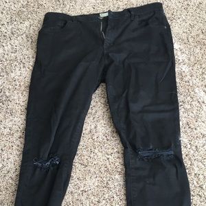 Topshop MOTO black ripped Leigh jeans